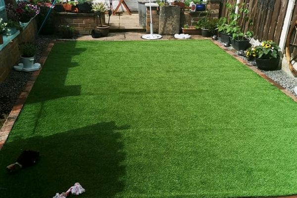 Astro turfing work - pet and family friendly